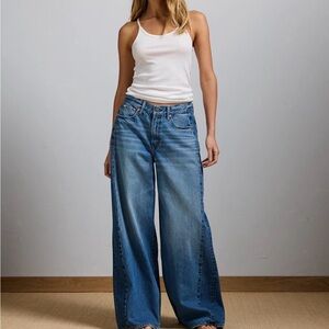 AE 77 Wide-Leg medium wash cotton denim Jeans nwot